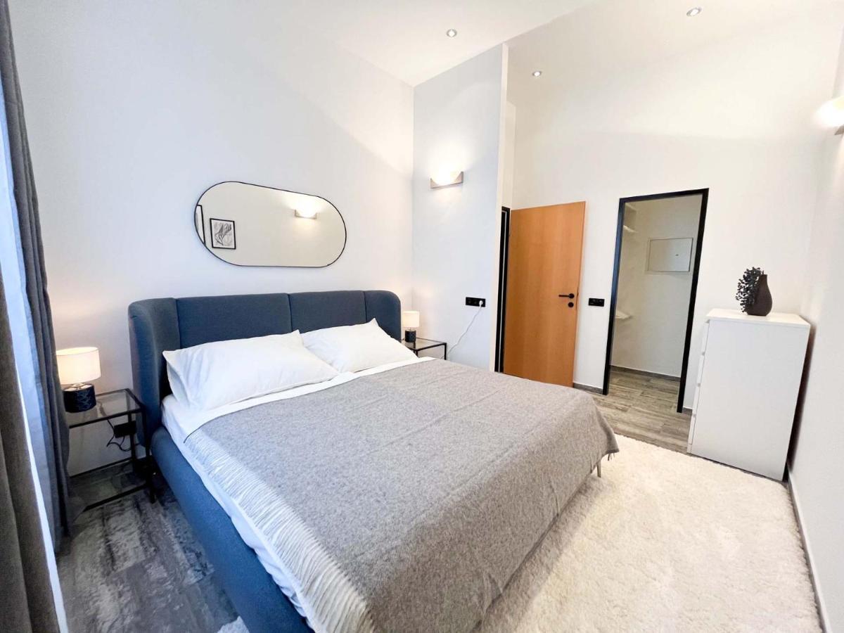 Focky City Apartments Wina Bagian luar foto