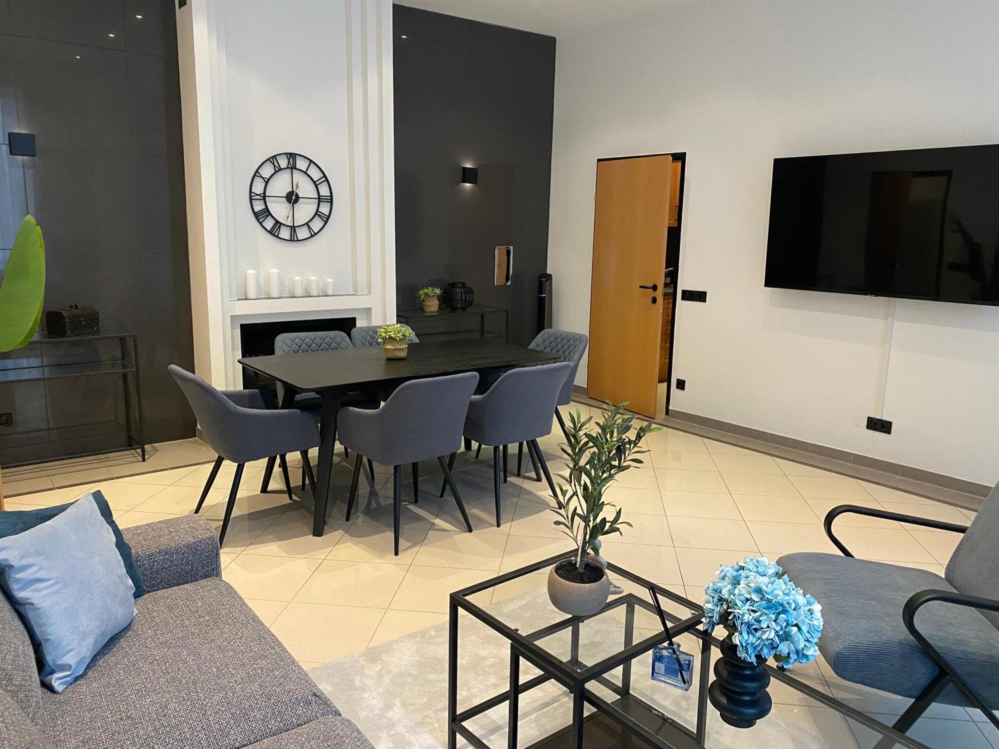 Focky City Apartments Wina Bagian luar foto
