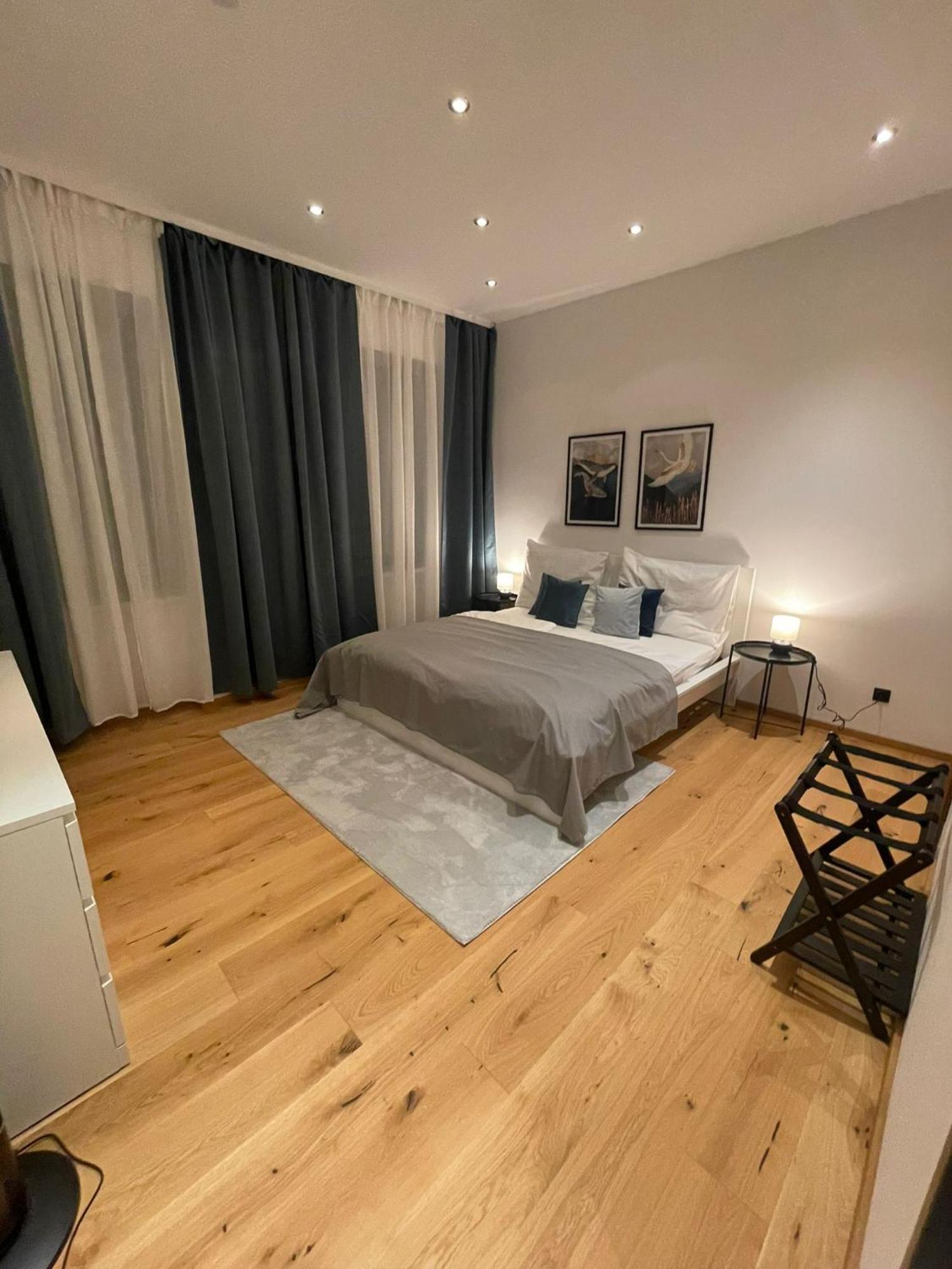 Focky City Apartments Wina Bagian luar foto