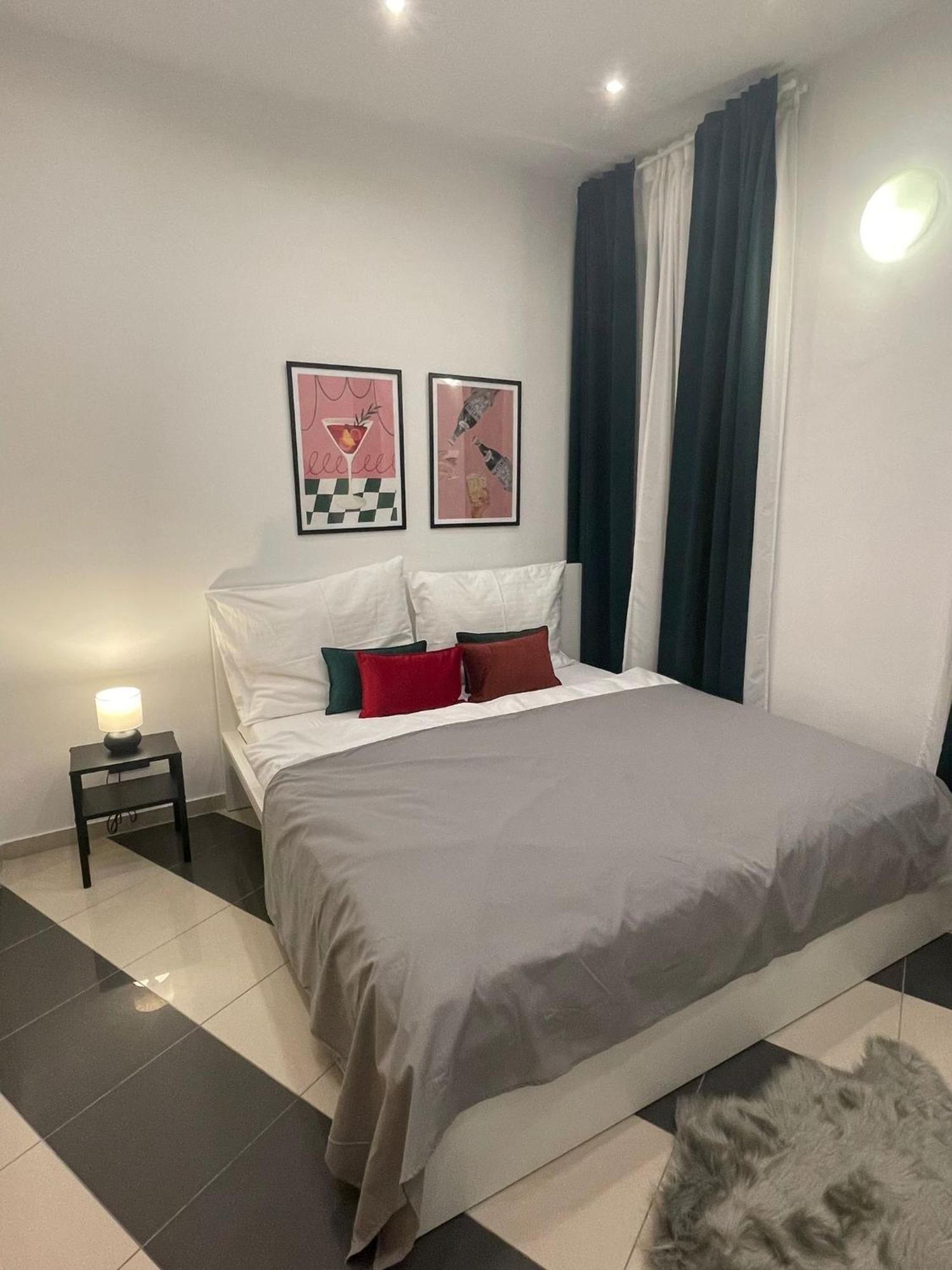 Focky City Apartments Wina Bagian luar foto