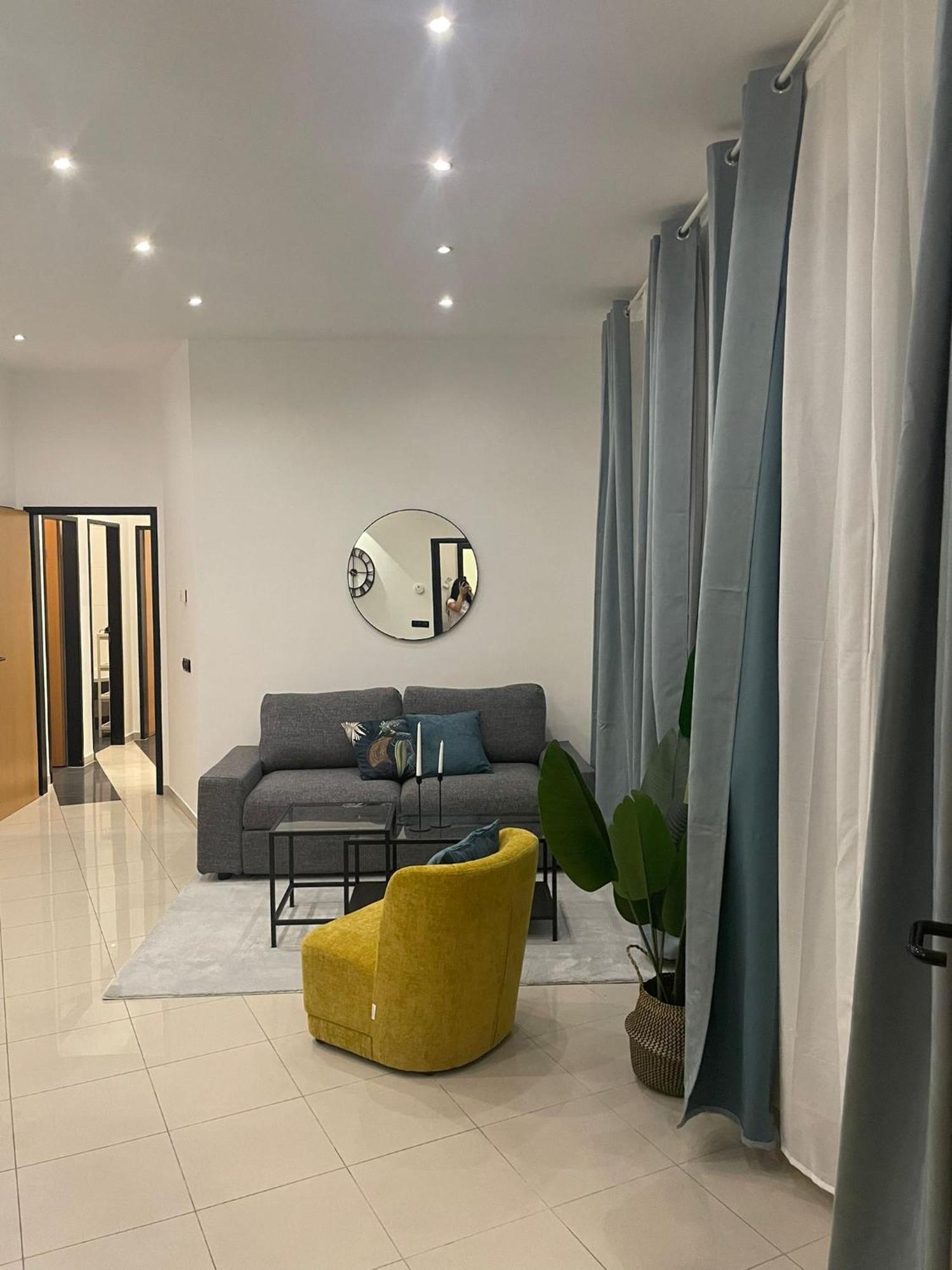 Focky City Apartments Wina Bagian luar foto