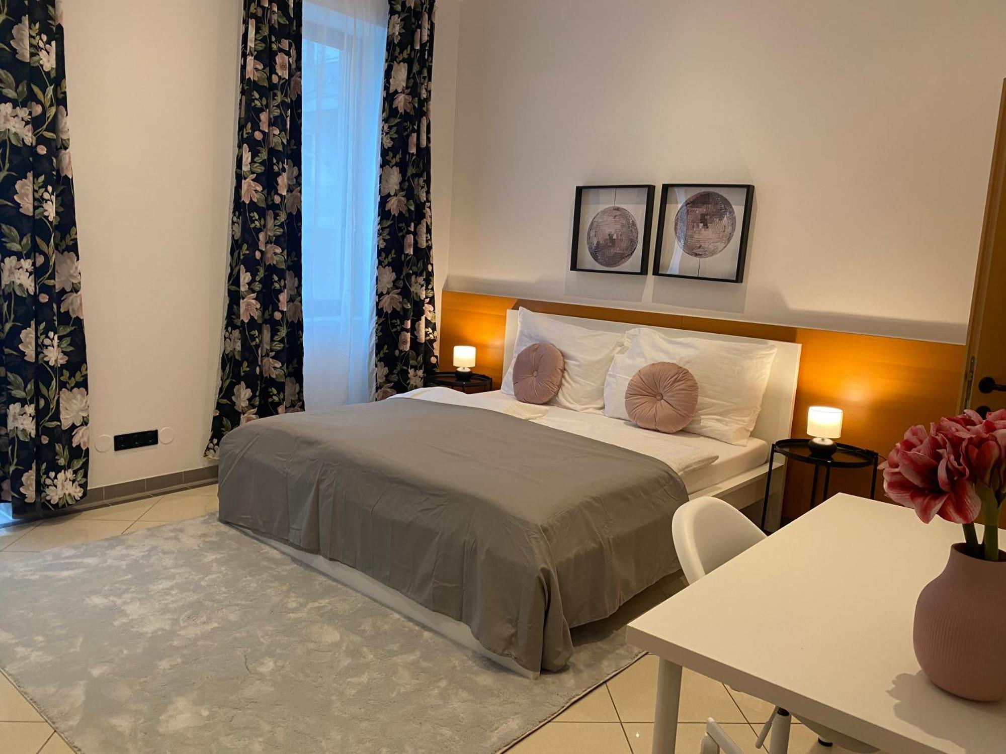 Focky City Apartments Wina Bagian luar foto