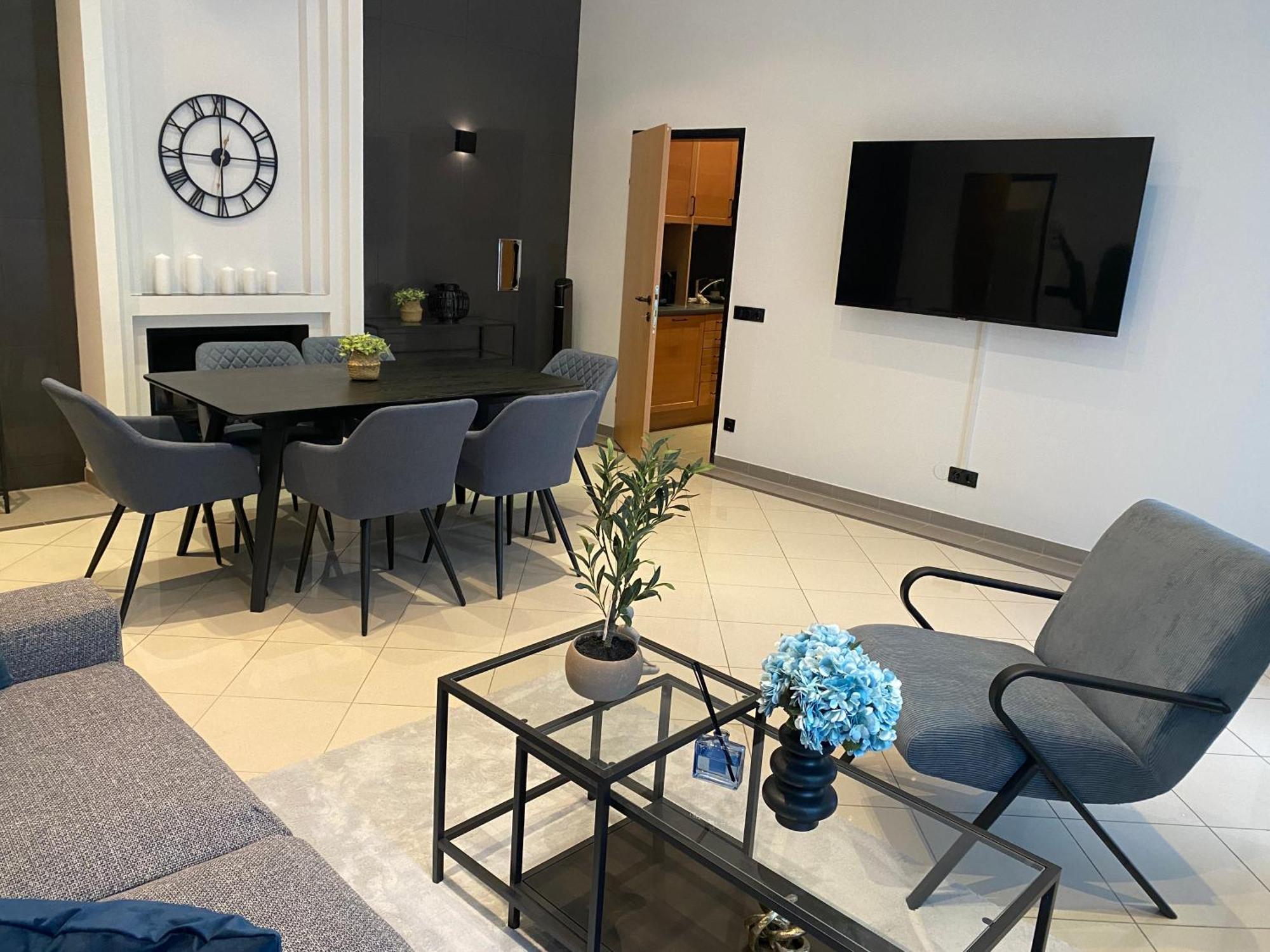 Focky City Apartments Wina Bagian luar foto